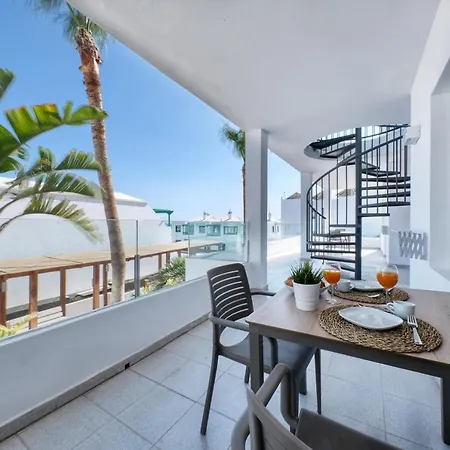 Palm Oasis * Puerto del Carmen (Lanzarote)